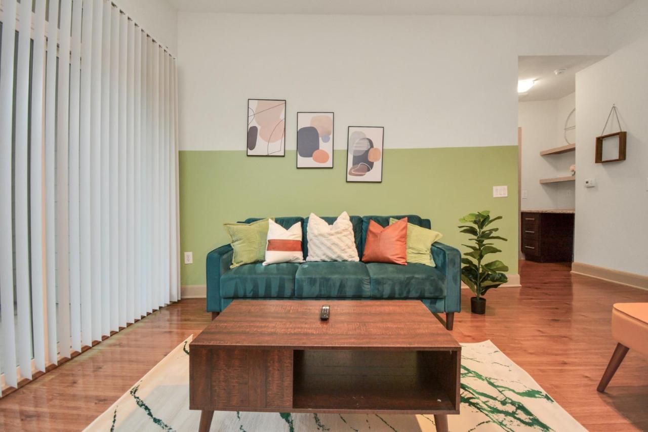Beautiful Unit Near Med Center W/ Shopping Center Apartment Хюстън Екстериор снимка